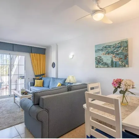 El Eden Apartment *